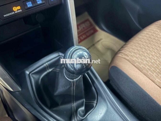 Toyota Innova 2019 2.0E - 76600 km