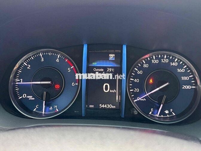 Toyota Fortuner 2022 2.4L 4x2 AT - 54400 km