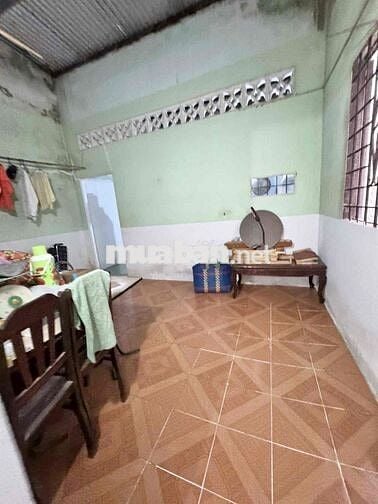 Nhà Cấp 4 👉5x22m. Hẻm 5m Tải 1,5Tấn. Lê Văn Quới. Bình Tân
