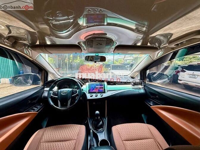 Toyota Innova 2.0E 2018 - 380 Triệu