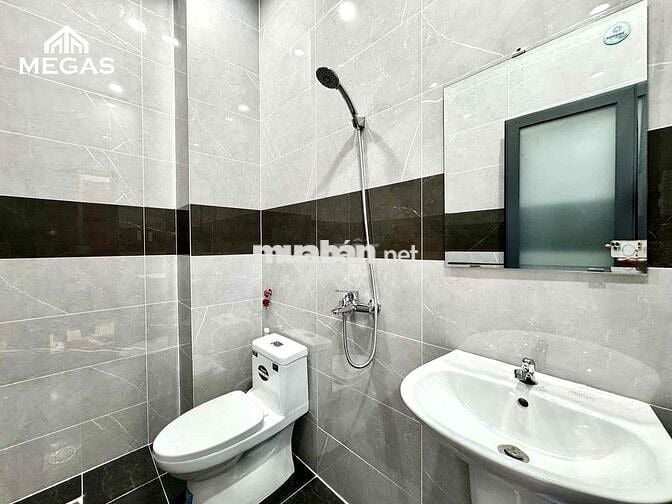 CĂN STUDIO FULL NỘI THẤT  CÓ BAN CÔNG