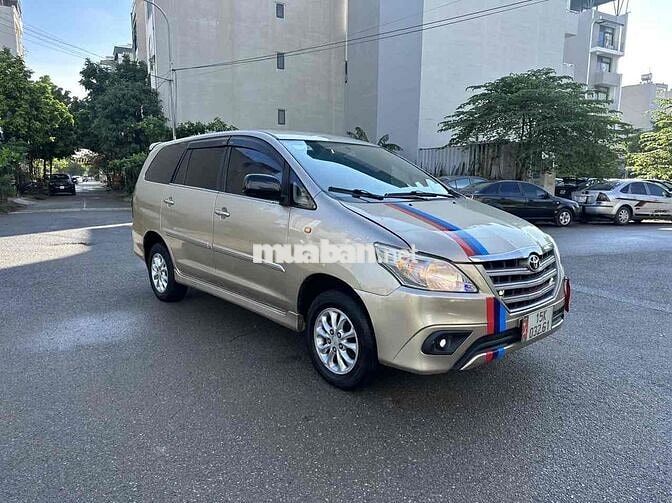 Toyota Innova 2014 E - 15000 km