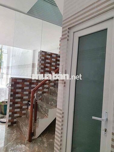 cho thuê nhà nguyên căn Đường Nguyễn Hũu Cảnh,f22.Q.Bình thạnh 29tr