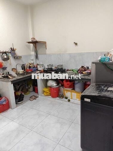 Nhà hẻm rộng, hẻm thông, 3 tầng, 69m2, ngay chợ Tân Hương, 4PN