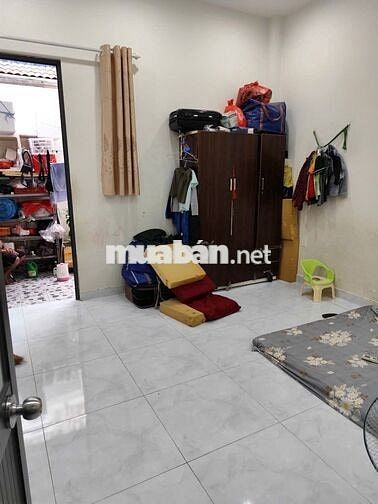 Nhà hẻm rộng, hẻm thông, 3 tầng, 69m2, ngay chợ Tân Hương, 4PN