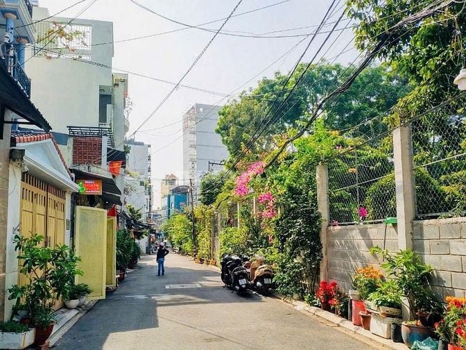 BÁN NHÀ 348/46 HOÁNG VĂN THỤ 4,5X18 NGAY CÔNG AN Q. TÂN BÌNH CHỈ 13 TỶ