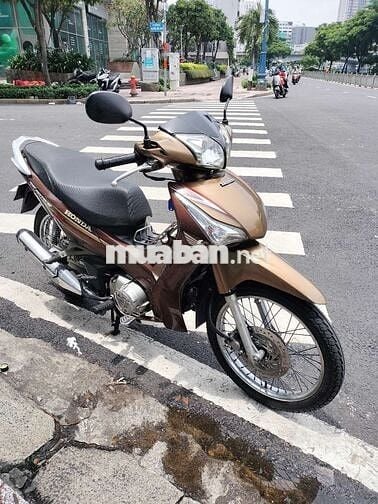 Bán xe future 125 màu vàng đen chính chủ