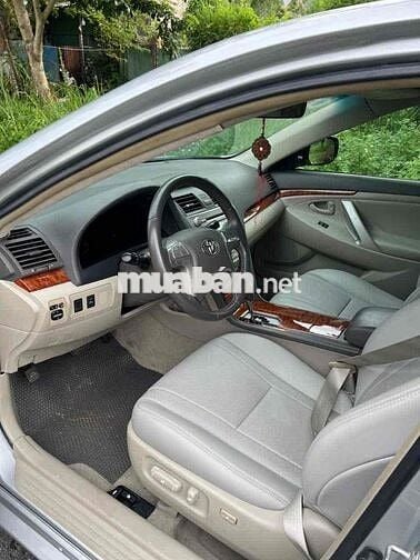 Toyota Camry 2010 2.4G - 140000 km