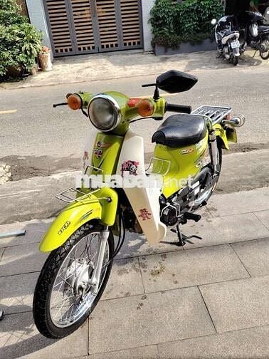 Nhà có con xe 50cc, không cần bằng lái, cần bạn
