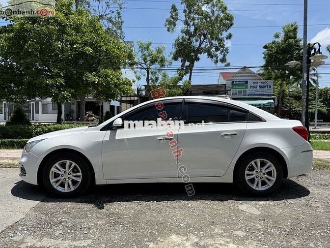 Chevrolet Cruze LT 1.6L 2017 - 252 Triệu