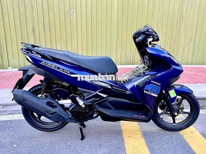 Airblade 125 4VAL mẫu 2024 1chủ ít đi8000km zin100