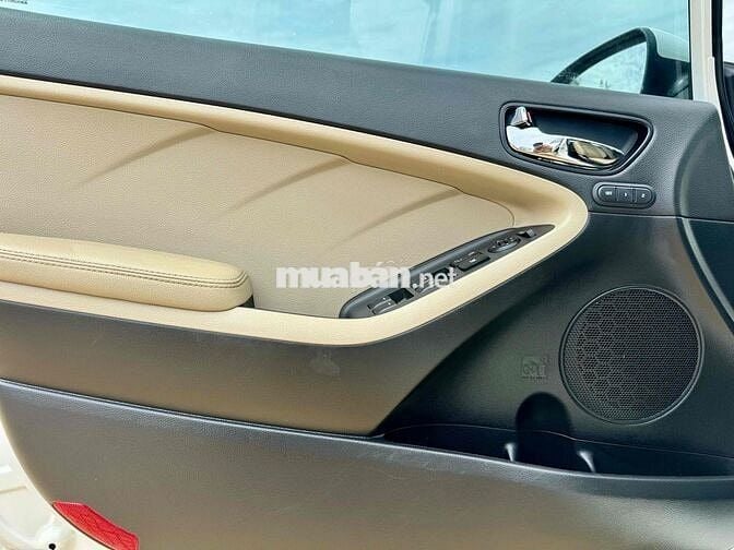 Kia Cerato 2018 1.6 AT Luxury - 81000 km