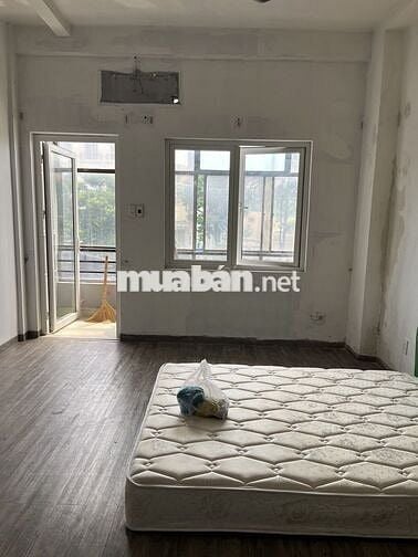 Cho thuê căn hộ chung cư đường Lê  Lợi Q1