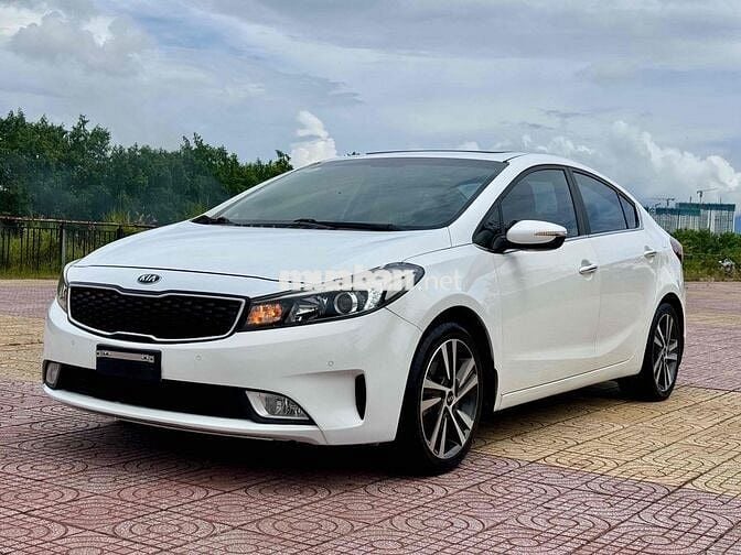 Kia Cerato 2018 1.6 AT Luxury - 81000 km