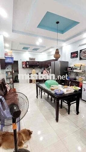 Nhà Mặt Tiền - Cực Hiếm - 88m2 - 4 tầng - Hoàn Công - mà chỉ hơn 6ty