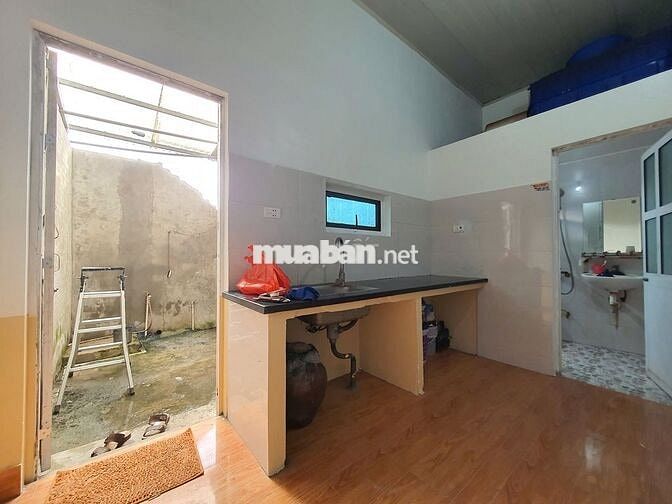 Bán đất tặng nhà 83m,ngõ thông 4m Ôtô vào,cách QL6 bxe YÊN NGHĨA 10P