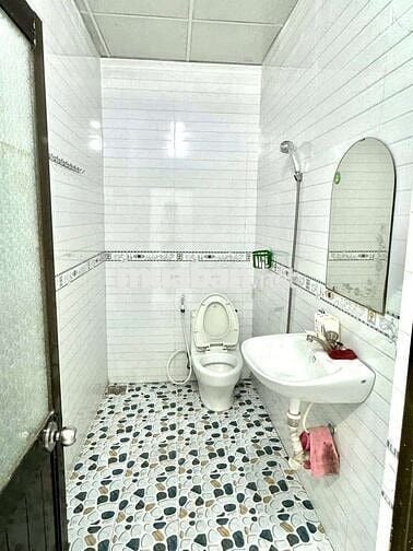 Nhà rộng 4x22 Hẻm Trần Nam Phú