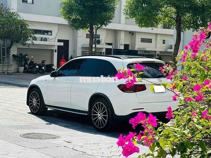 Mercedes Benz GLC 2022 - 2,2v lên 300tr option