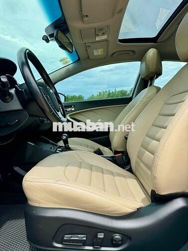 Kia Cerato 2018 1.6 AT Luxury - 81000 km