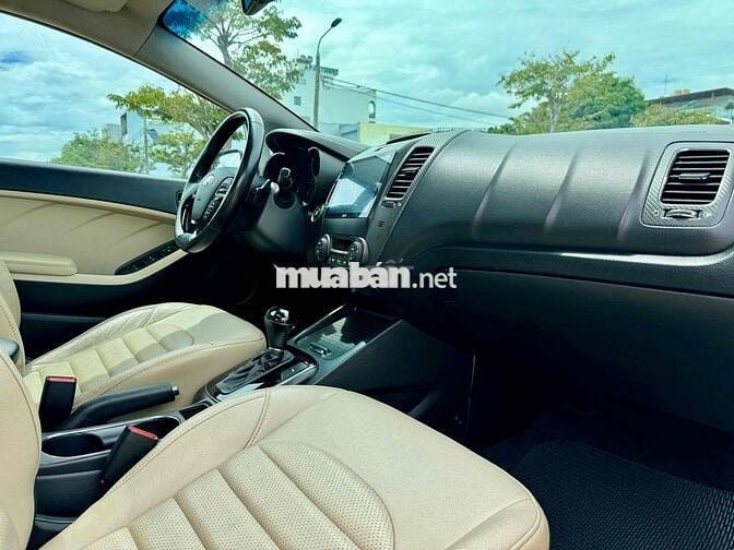 Kia Cerato 2018 1.6 AT Luxury - 81000 km