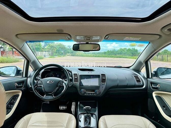 Kia Cerato 2018 1.6 AT Luxury - 81000 km