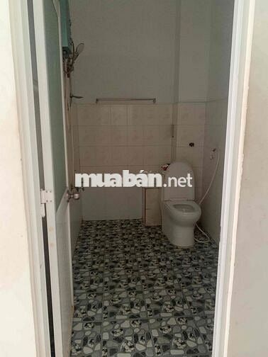 Chính chủ cần bán gấp nhà DT 80m, DTSD 208m, 2PN, 3WC, TL chính chủ.