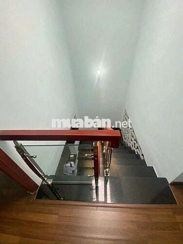 Nhà 1/ hẻm xe hơi đường số 3 .p.bhh.Dt 4×17m đúc 1 lầu 2pn.giá 5.1 tỷ