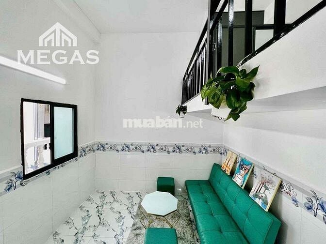 Căn hộ Gác Đúc cao 1m8 sắn máy lạnh ngay Hoà Bình - Rộng, Thoáng mát