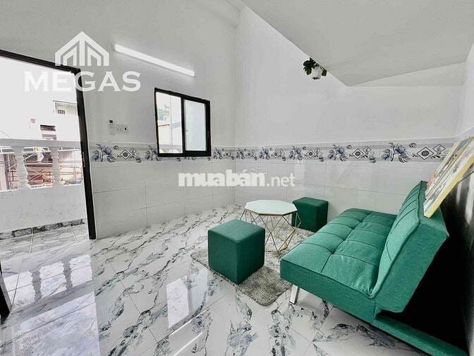 Căn hộ Gác Đúc cao 1m8 sắn máy lạnh ngay Hoà Bình - Rộng, Thoáng mát