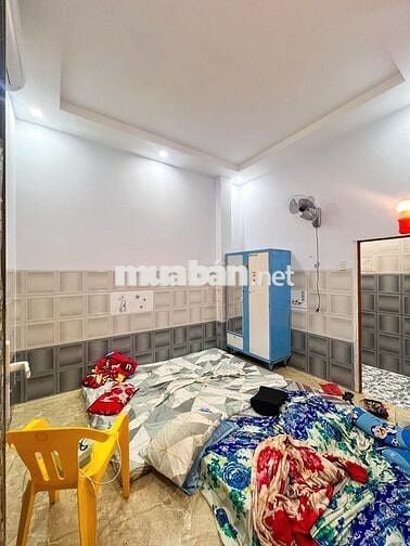 Bán nhà lầu đúc 4 phòng ngủ gần công viên lưu hữu phước giá 2,59 tỷ