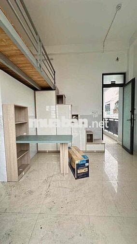 Cho thuê phòng gác lửng, ban công đường Văn Chung, Tân Bình - 4tr9