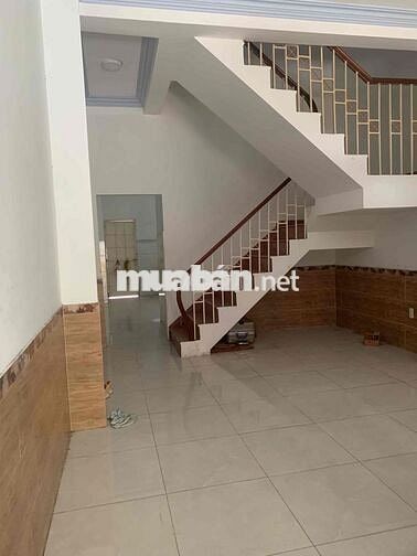 Chính chủ cần bán gấp nhà DT 80m, DTSD 208m, 2PN, 3WC, TL chính chủ.