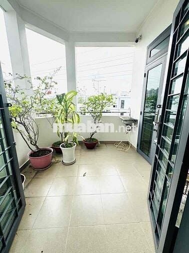 Bán Nhà Hẻm Lớn Xe Tải - Khu Đồng Bộ Cao Tầng