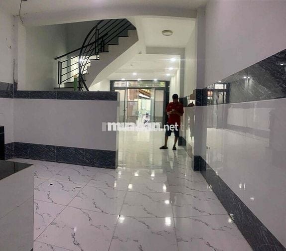 nhà cho thuê nguyên căn gần chợ hợp đồng lâu dài
