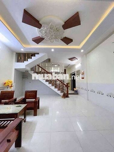 Chủ mới ký gởi công ty để trả nợ