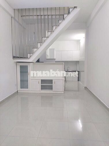 Cho thuê nhà số: 282/20 Đường số 8, P11, Q.GV (gần Trường Nguyễn Du)