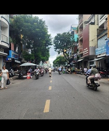 Bán nhà hẻm 10m Q3 Điện Biên Phủ 4,2x15m nhà 4 tầng chỉ 12,95 tỷ.