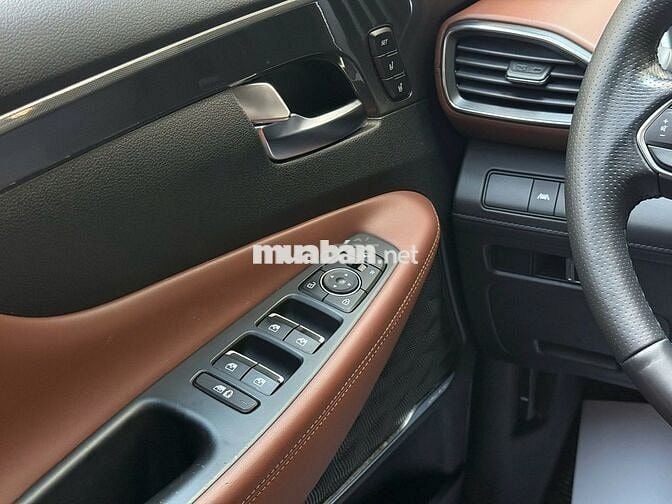 Hyundai Santafe 2.2D Premium 2022 1 chủ odo 7v9km