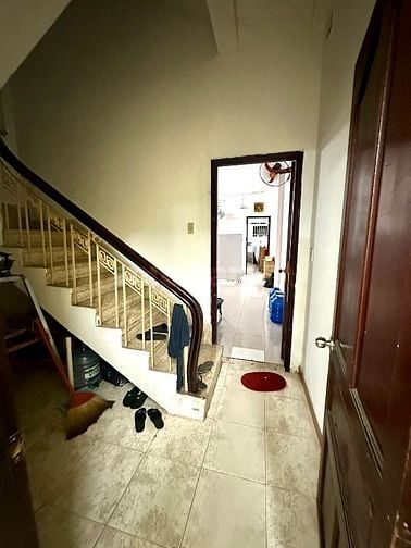 NHÀ Mặt tiền lớn,90m2 NQB, p13,Tân Bình, 9 triệu,cần sang, đông dân