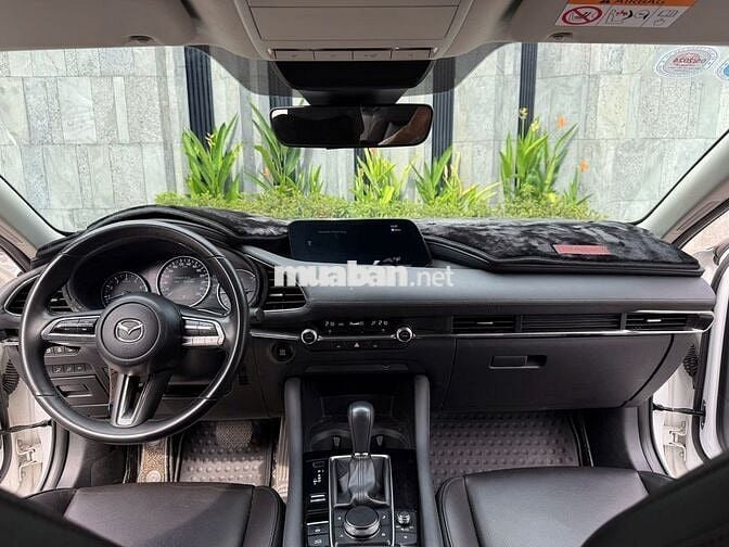 Mazda 3 2023 1.5L Luxury - 60000 km