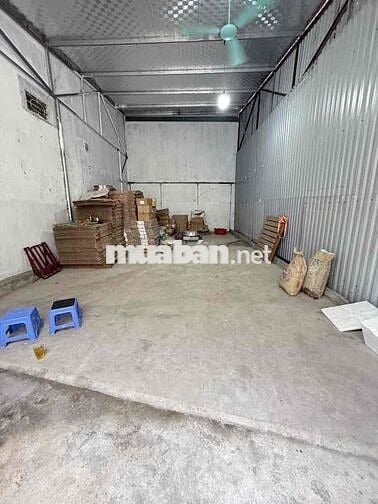 BÁN ĐẤT THUÝ LĨNH, Ô TÔ ĐỖ CỬA