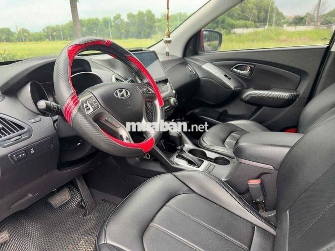 Hyundai Tucson 2014 2.4 AT Limited - 90000 km