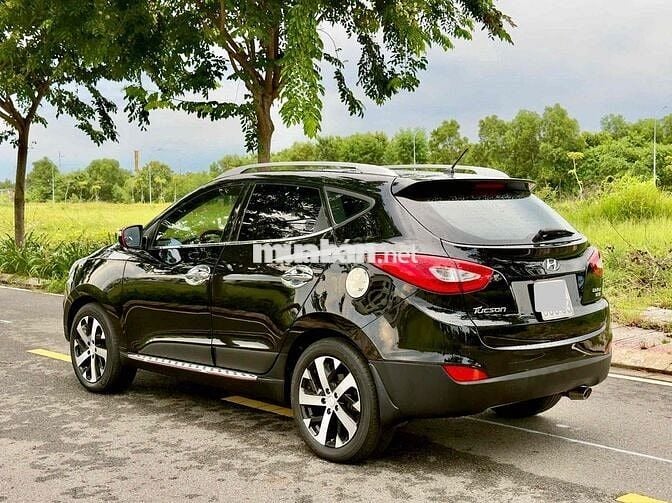 Hyundai Tucson 2014 2.4 AT Limited - 90000 km