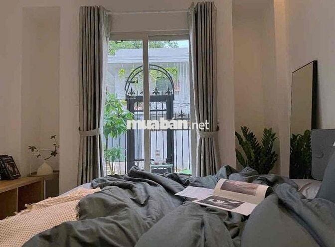 Căn Hộ Full Nội Thất Ban Công Giáp Q1 Ngay Lê Văn Duyệt