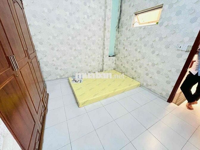 CHÍNH CHỦ TRỐNG 2PN BAN CÔNG NGUYÊN TẦNG 50m2 FULL NỘI THẤT CHỈ 8trx