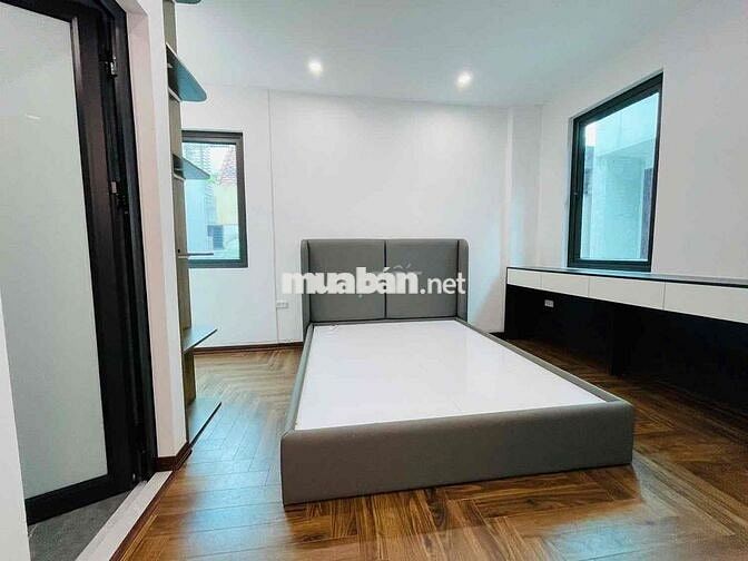 Giá Siêu Rẻ! Nhà Đội Cấn , mặt tiền 5m, mặt ngõ xe ba gác, vài bước ra