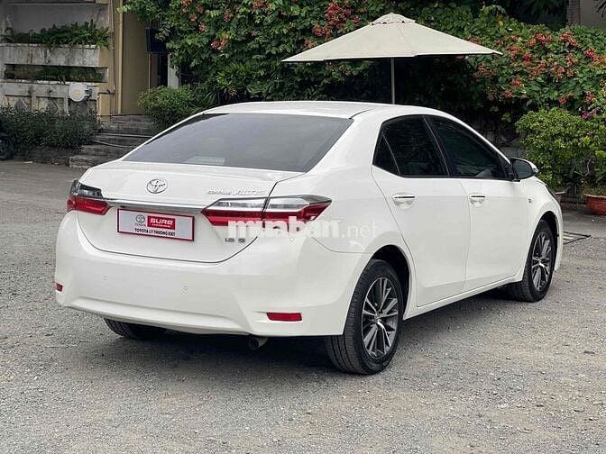 Toyota Corolla Altis 1.8G AT 2017