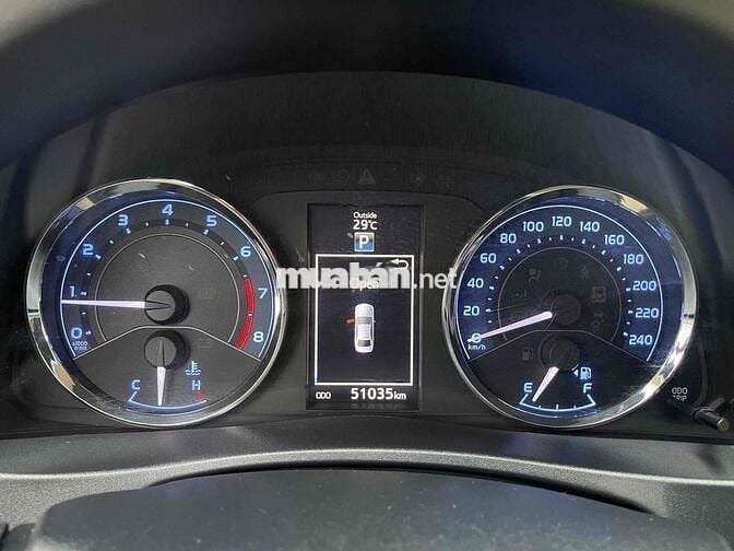 Toyota Corolla Altis 1.8G AT 2017
