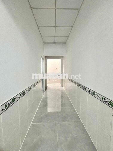 NHÀ DƯỚI 600TR kế CẦU LỚN HÓC MÔN 2PN rộng ( cam kết giá đúng)