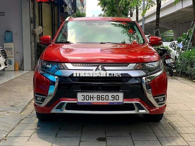 Outlander 2.0 Pre sx 2022 mẫu 2023 tuyệt đẹp